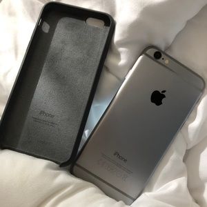 iPhone 6, Unlocked, 128GB, +Apple case, Like new!